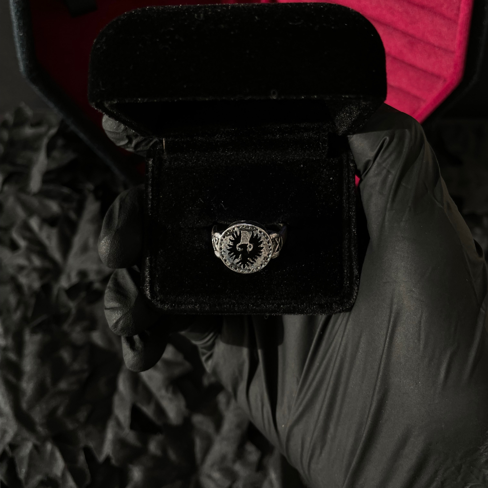 Gravetouched Ring (New)